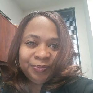 Meet your Posher, Mechelle